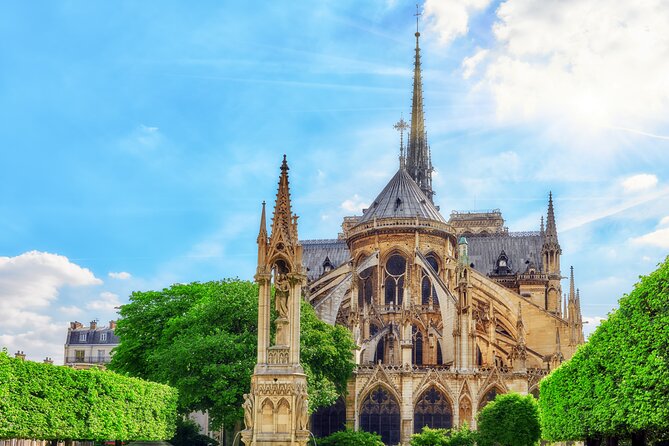 Early Access Paris Notre Dame Cathedral Walking Tour - The prison and tribunal stop: Marie Antoinette’s 9 months and the Reign of Terror