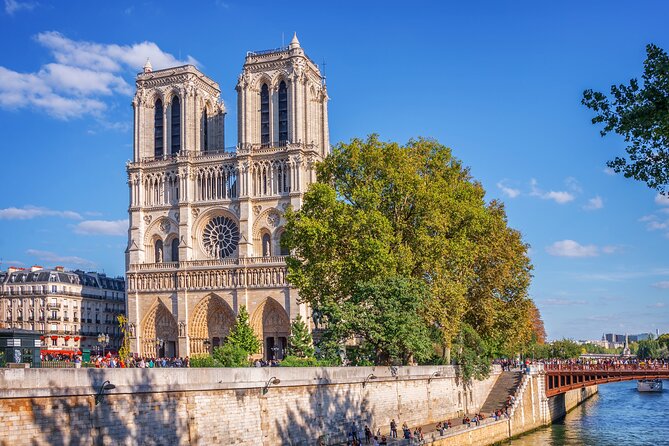 Early Access Paris Notre Dame Cathedral Walking Tour - Ile de la Cité: the postcard island that actually explains medieval Paris