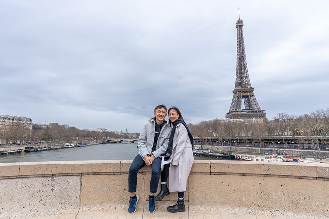 Eiffel and La Seine Photo Shoot - Paris Photographer - What you’re really buying for $40 in Paris