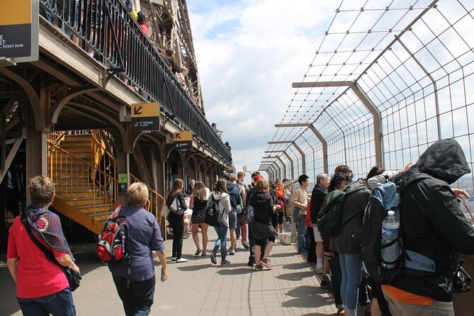 Eiffel Tower Access up to 2nd Floor with Host and Optional Summit - What the guide adds, and why you’ll remember it later