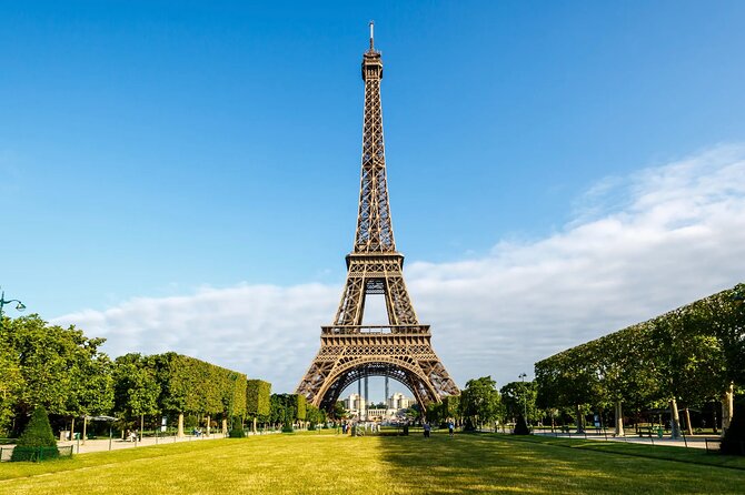 Eiffel Tower Access up to Summit with Guiding Host - Who this tour suits best (and who should skip it)