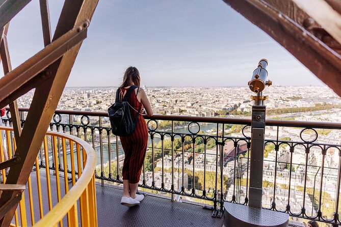 Eiffel Tower Reserved Access Summit or 2nd Floor Guided by Lift - The 1st Floor and Glass Floor Stop: Getting Your Bearings Fast