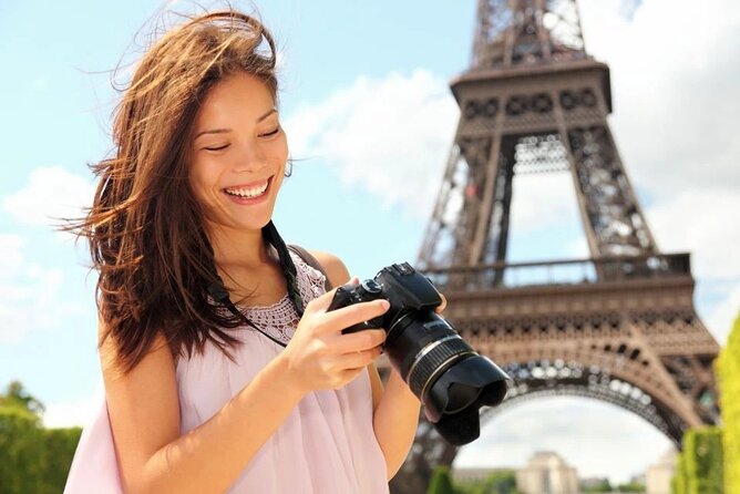 Eiffel Tower Summit Floor Entry & Illuminations Seine Cruise - The landmarks you’ll likely hear about, including Pont Neuf details