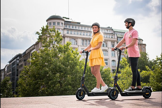 Electric scooter rental in Paris Full Day - Place-Vendome Stop: A Scheduled 15 Minutes That Actually Works