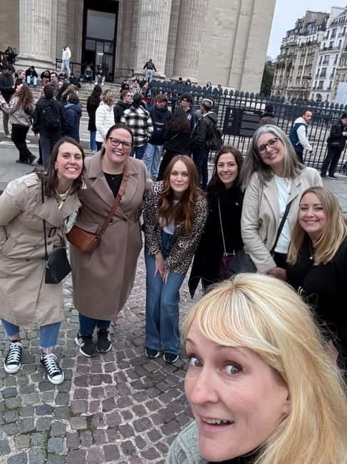 Emily inspired walking tour - A quick bakery stop: how to handle snacks without messing up your day
