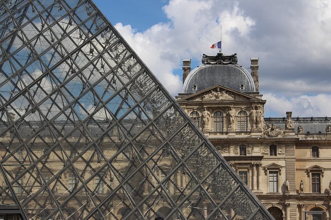 Exclusive Semi-Private Louvre Tour with Mona Lisa, Max 6 People - Price and value: what $204.38 buys you in the real world