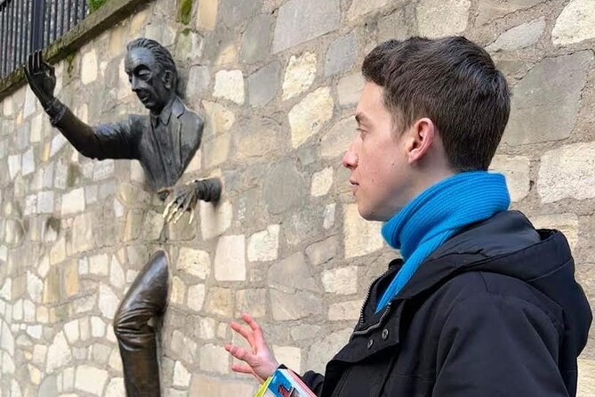 Exclusive Walking Tour In Montmartre With Local Guide - Le Bateau-Lavoir, the Wallace Fountain, and a Breather