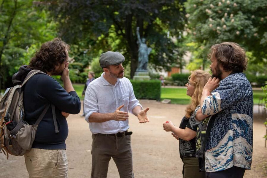Explore Hemingway’s Paris with an Actor-Guide - Why the actor-guide format feels different from regular tours