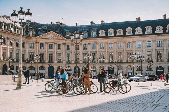 Explore Paris Highlights by Bike - Where you start, what you ride, and who it fits best