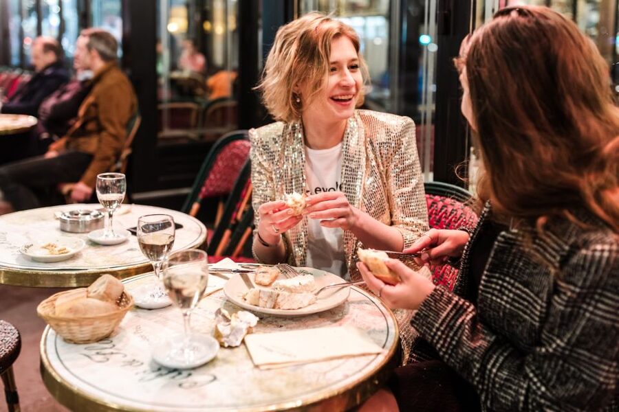 Exploring Paris with a Local: Montmartre to La Seine - What’s included, and what you’ll plan yourself