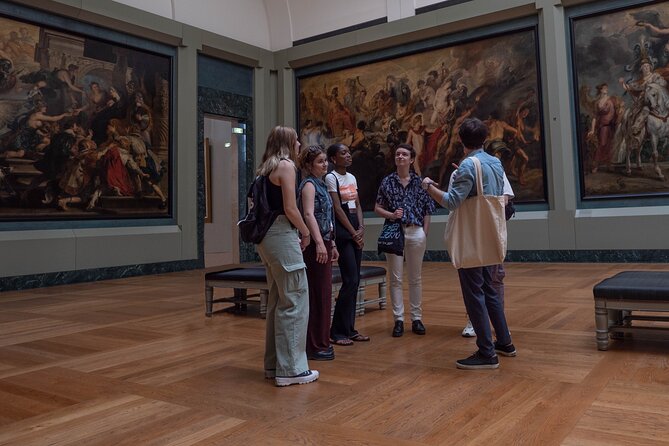Fabuleux Guided Tour Through the Louvre Museum with Access - Meeting Point and Getting Inside: Timing Matters