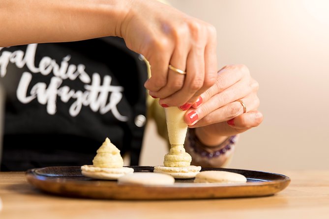 Family experience-Macaron Bakery Class at Galeries Lafayette - Age rules, who participates, and how to plan as a family