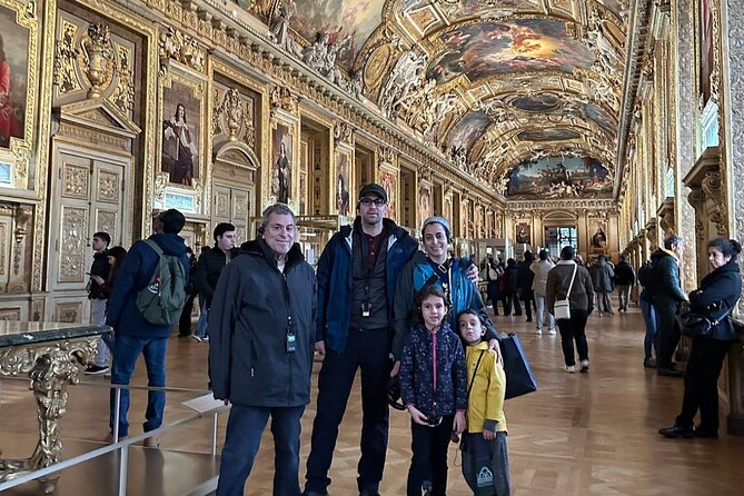 Family Friendly Louvre Museum Private Guided Tour - Morning vs afternoon: choosing the schedule that suits your family