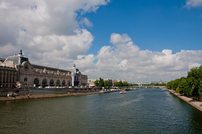 Family Tour at the Musée d'Orsay - Impressionist galleries with prompts kids can actually answer