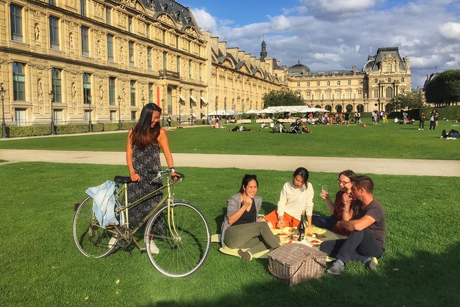 First Day Bike Tour, Top Sights, hidden gems, Wine&Cheese picnic - Pont Alexandre III and Place de la Concorde, the “city of lights” stretch