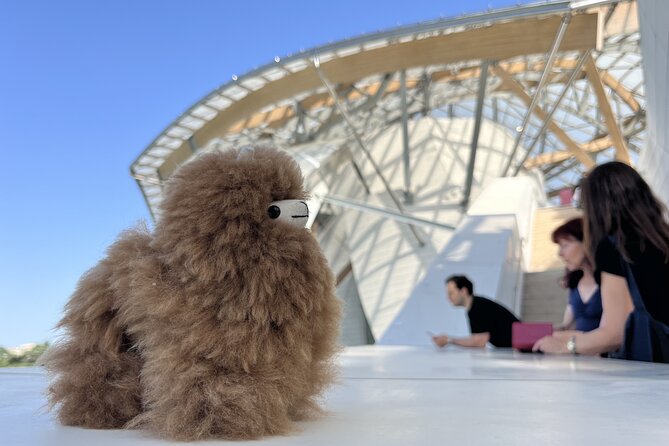 Fondation Louis Vuitton: Ticket Entry & Private Tour - What the private format gets you in real life