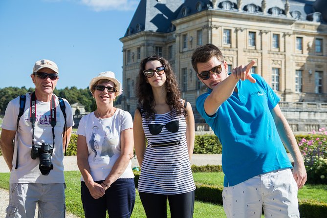 Fontainebleau and Vaux-Le-Vicomte Castle Small-Group Day Trip From Paris - Stop 3 at Fontainebleau: A Palace of About 1,500 Rooms