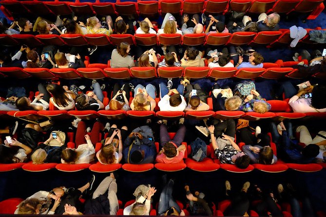 French Films with English Subtitles in Paris - Logistics that can make or break your night
