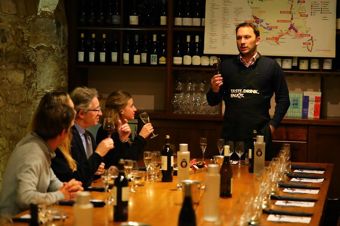 French Wine and Champagne Tasting in Paris - Ô Chateau cellar near the Louvre, in the heart of Paris