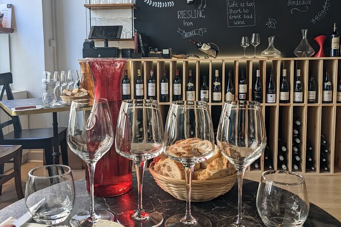 French Wine, Champagne And Cheese Tasting Paris SECRET WINE DOOR - Pairing six cheeses with champagne, whites, and reds