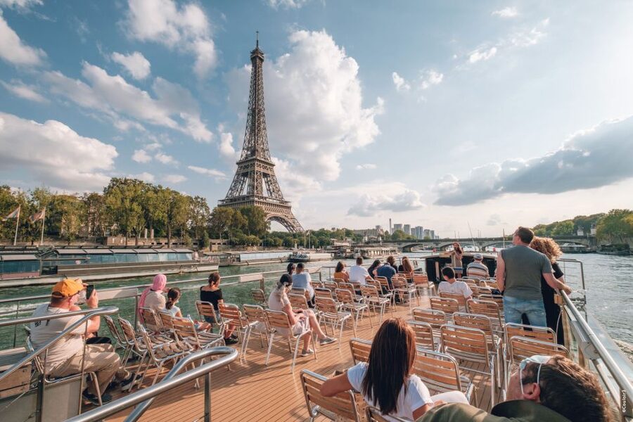 From Disneyland Paris: Paris Day Trip and Sightseeing Cruise - From Disneyland to the Eiffel Tower: How the Timing Actually Helps