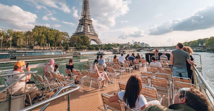 From Disneyland Paris: Paris Day Trip and Sightseeing Cruise - The Eiffel Tower Area: Your Start Point for Seeing Paris in Order