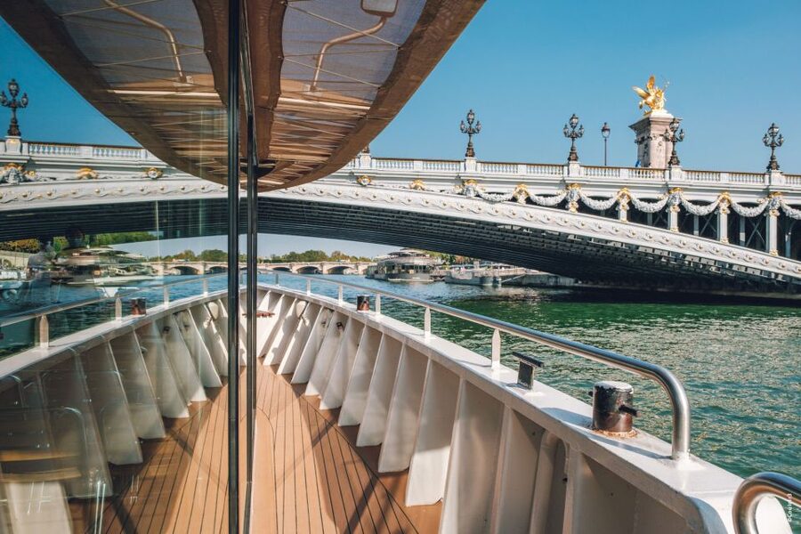 From Disneyland Paris: Paris Day Trip and Sightseeing Cruise - Return by Coach and Drop-Off Points: Plan for a Late-Day Finish
