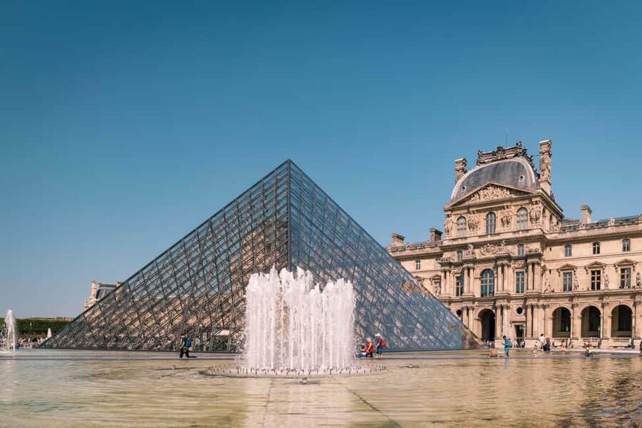 From Le Havre: Private Full-Day Trip to Paris - Champs-Élysées Lunch and Free Time: How to Enjoy the Main Strip Without Losing Time