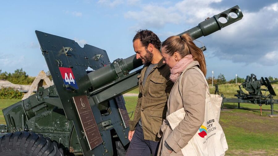 From Paris: 2-Day Normandy & Brittany Tour - Day 2: Saint-Malo ramparts and cathedral, then Mont Saint-Michel
