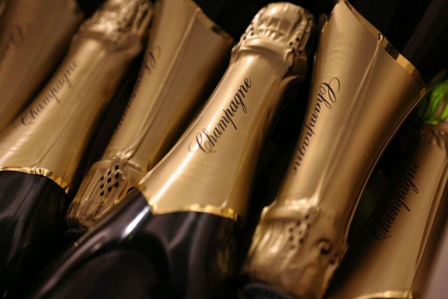 From Paris: Champagne Day Trip with 7 Tastings and Lunch - Price and value: what you are really paying for at $293