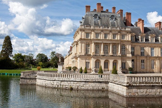 From Paris: Château de Fontainebleau and Vaux-le-Vicomte - Key highlights worth clocking