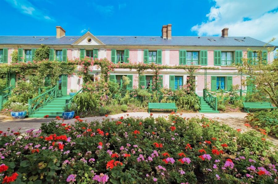 From Paris: Day Trip to Giverny & Versailles with Lunch - Versailles Gardens: How Much Time You Get and How to Make It Count