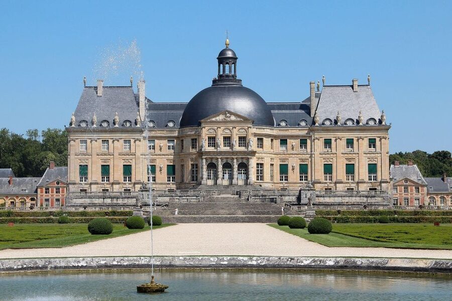 From Paris: Fontainebleau & Vaux-le-Vicomte Private Tour - Who should book this Fontainebleau and Vaux-le-Vicomte tour