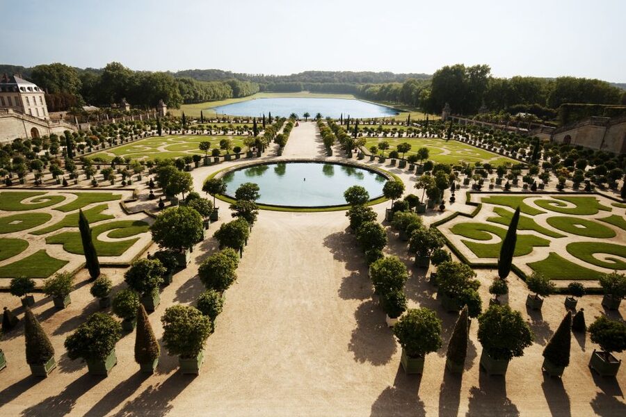From Paris: Full-Day Guided Tour of Versailles - Grand Trianon and Petit Trianon area: the switch from court to retreat