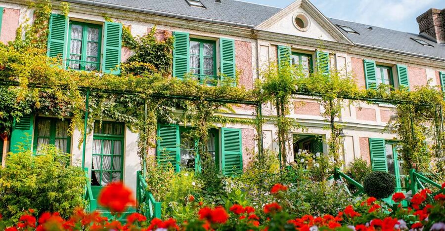 From Paris: Giverny and Versailles Palace Guided Day Trip - Price and value: is $163 reasonable for what you get?