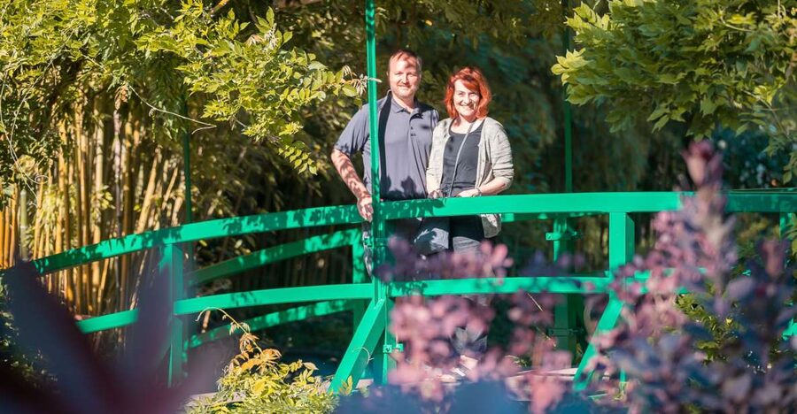 From Paris: Guided Day Trip to Monet's Garden in Giverny - Paris Meeting Point and the Smooth Minibus Ride