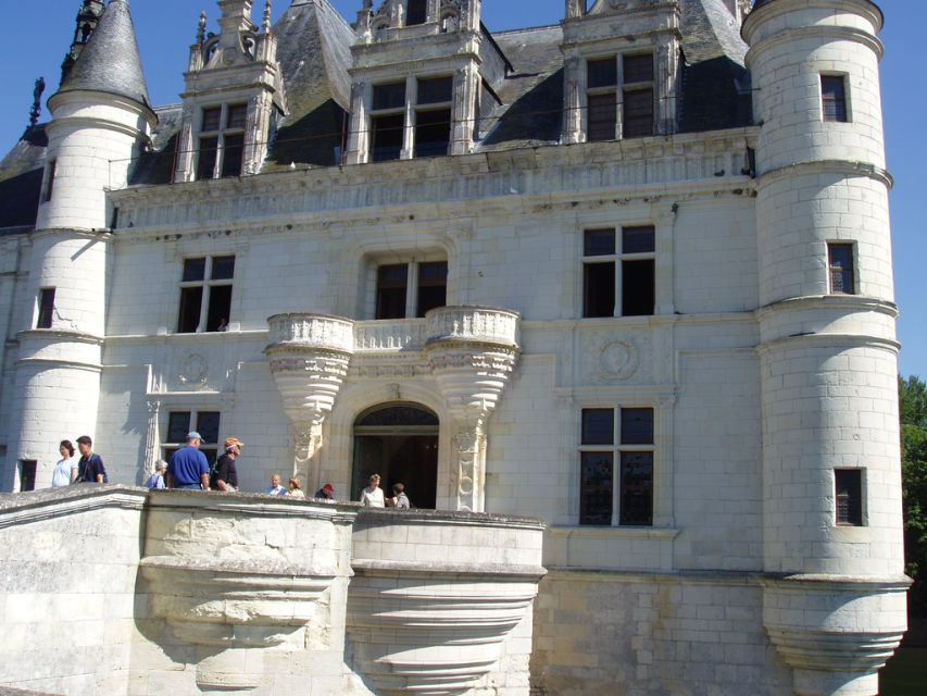 From Paris: Loire Valley Castles Full-Day Tour with Lunch - Should you book the Paris to Loire Valley Castles full-day tour?