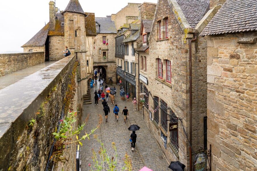 From Paris: Mont Saint Michel Day Trip with a Guide - FAQ