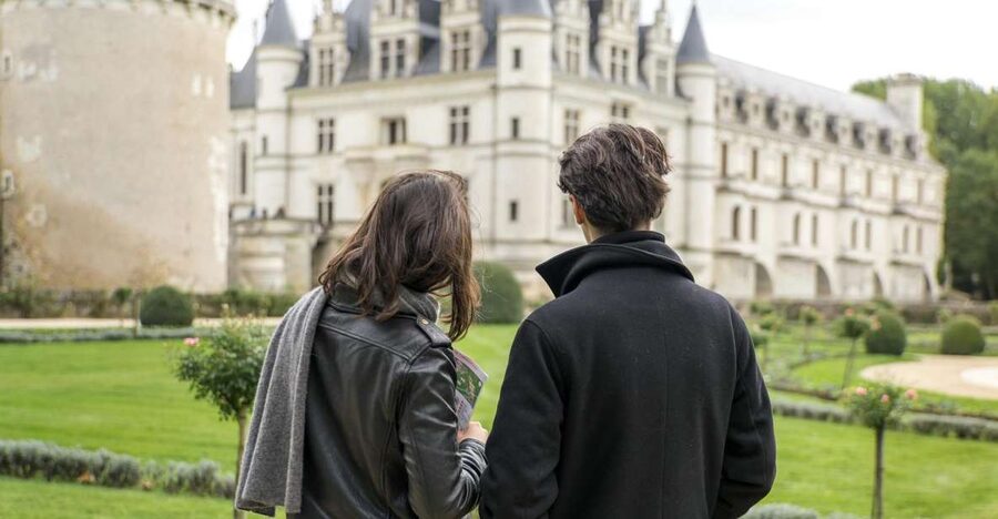 From Paris: Mont St Michel and Loire Valley 2 Day Tour - Who should book this 2-day Paris to Mont Saint-Michel and Loire tour