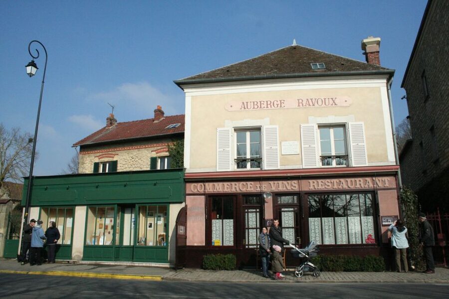 From Paris: Private Day Trip to Giverny and Auvers sur Oise - Should you book this Monet and van Gogh day trip?