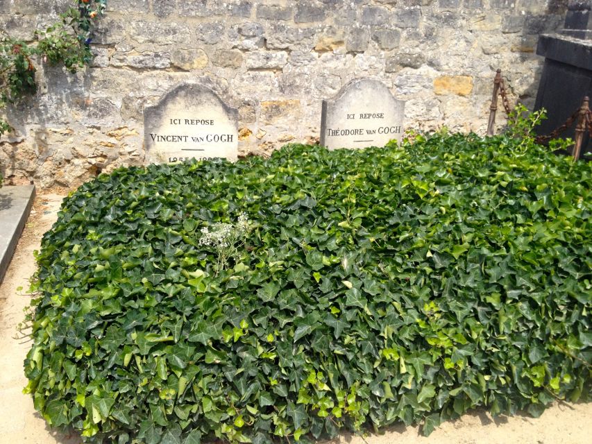 From Paris: Private Day Trip to Giverny and Auvers sur Oise - Auvers-sur-Oise afternoon: following van Gogh’s last thread