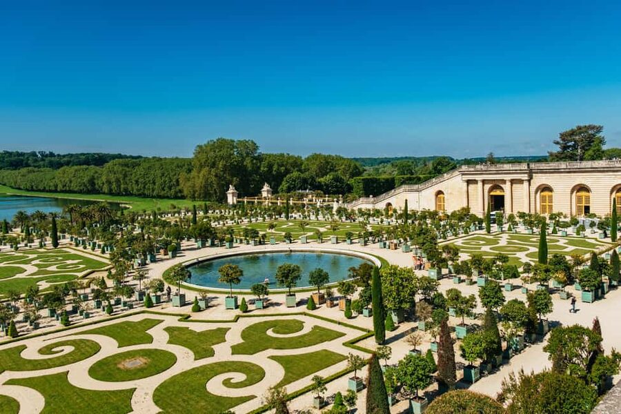 From Paris: Skip-the-Line Palace of Versailles Bike Tour - Royal Gardens and Fountains, Plus That One Side of Versailles