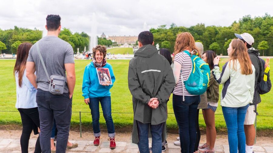 From Paris: Versailles and Giverny Full-Day Trip - What the Guides Actually Add in Real Life