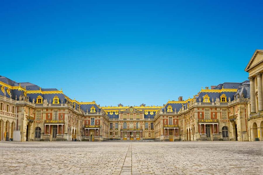 From Paris: Versailles Full-Day Guided Tour with Lunch - Who This Tour Suits Best (and Who Should Think Twice)