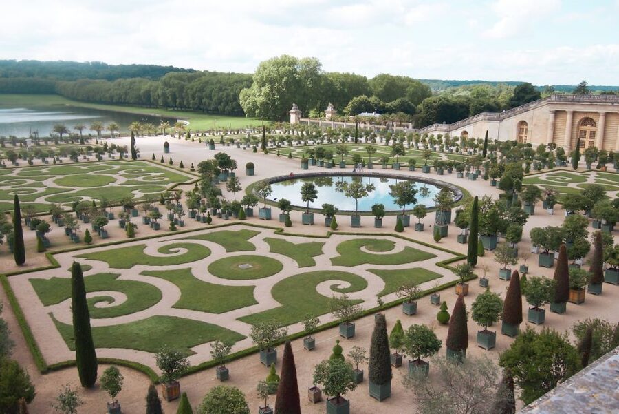 From Paris: Versailles Full-Day Trip by Train - Riding the RER to Versailles: fewer mistakes, more relaxed starts