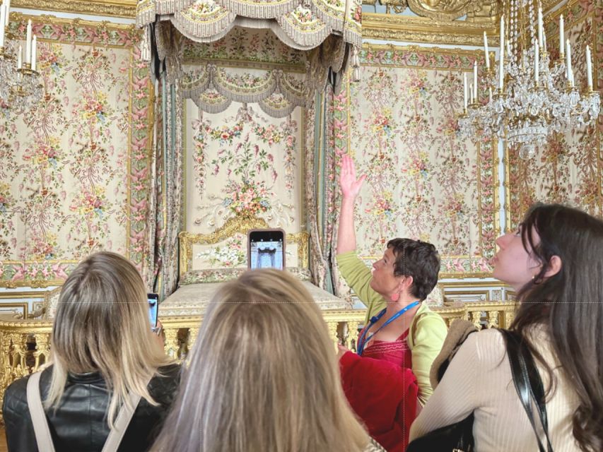 From Paris: Versailles Palace And Garden Tour with Transfers - The Paris train ride: part sightseeing, part stress reducer