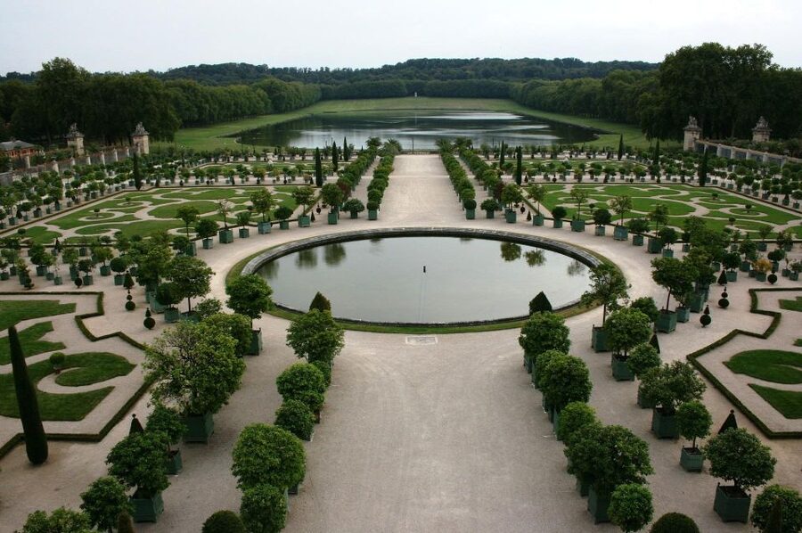 From Paris: Versailles Palace and Gardens Guided Experience - Getting There From Paris: The RER C Rhythm