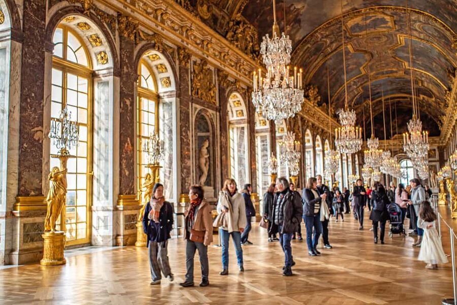 From Paris: Versailles Palace & Gardens Private Guided Tour - Palace Highlights: How the Tour Focuses Your Time