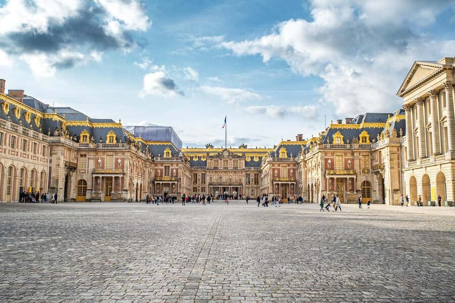From Paris: Versailles Palace & Gardens Private Guided Tour - Gardens: A Beautiful Overview, Not a Marathon