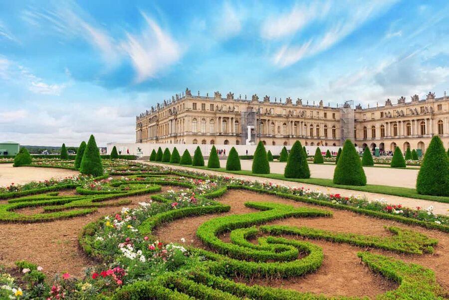 From Paris: Versailles Palace & Gardens with Transportation - Marie Antoinette at Trianon: What the Full-Day Adds